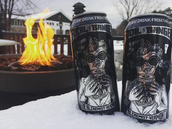 Charlie B's Pub & Restaurant